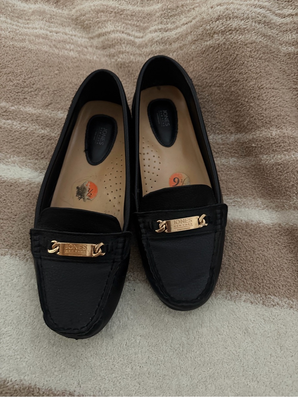 Jones New York Black Leather Loafers with Gold Plaque